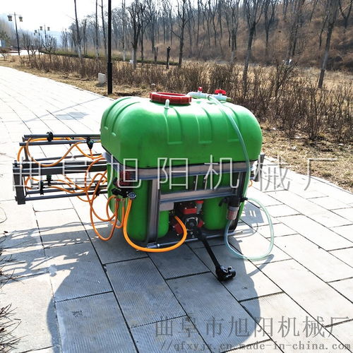 多功能農(nóng)業(yè)機(jī)械 四輪拖拉機(jī)后懸掛式打藥機(jī)與運(yùn)秧機(jī)的應(yīng)用